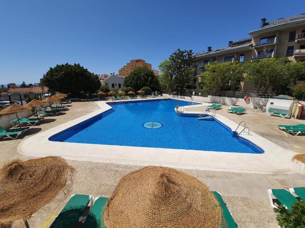 Apartamento Acuario Moderno Estudio Vistas Al Mar Benalmádena